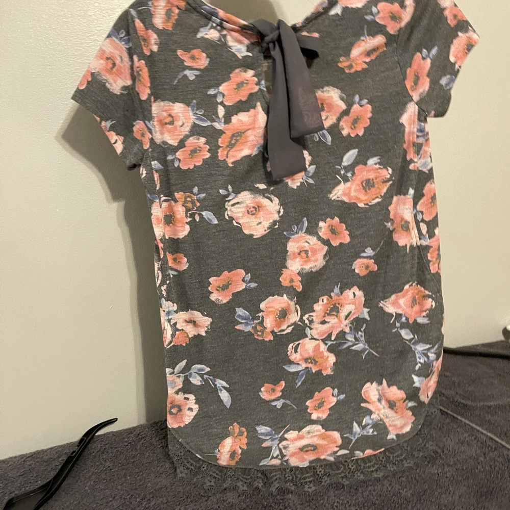 Lauren Conrad bow tie top